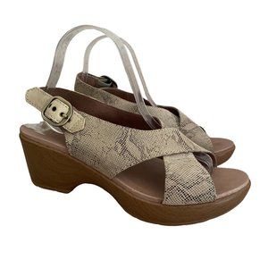 Dansko Women's Sandals Size 40 /9.5-10